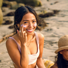 Load image into Gallery viewer, adventure sport reef safe mineral sunscreen SPF 50 lifestyle
