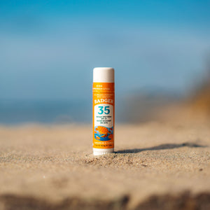 kids mineral sunscreen face stick SPF 35 in the sand